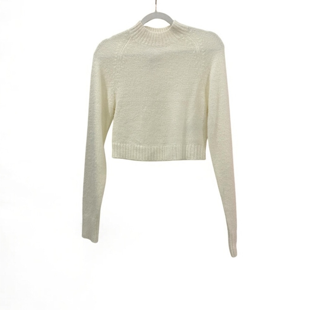 NWT Urban Outfitters Cropped Knit Turtle Neck Sweater White Medium